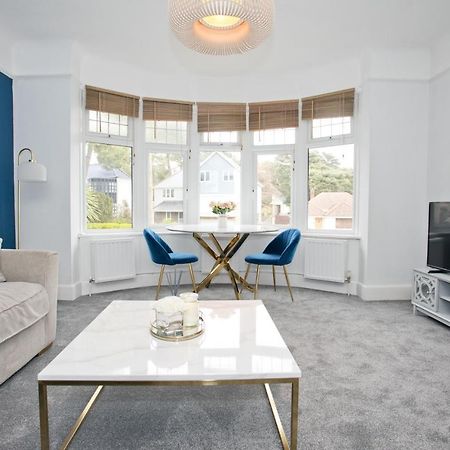 Beach Apartment In Sandbanks Poole Ngoại thất bức ảnh